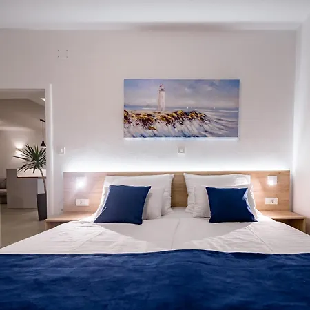 Zora Apartment *