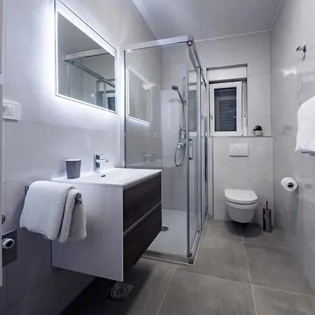 Zora Appartement Lopar