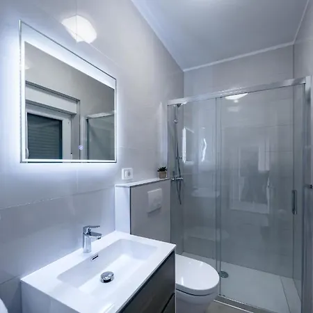 Apartment Zora Lopar